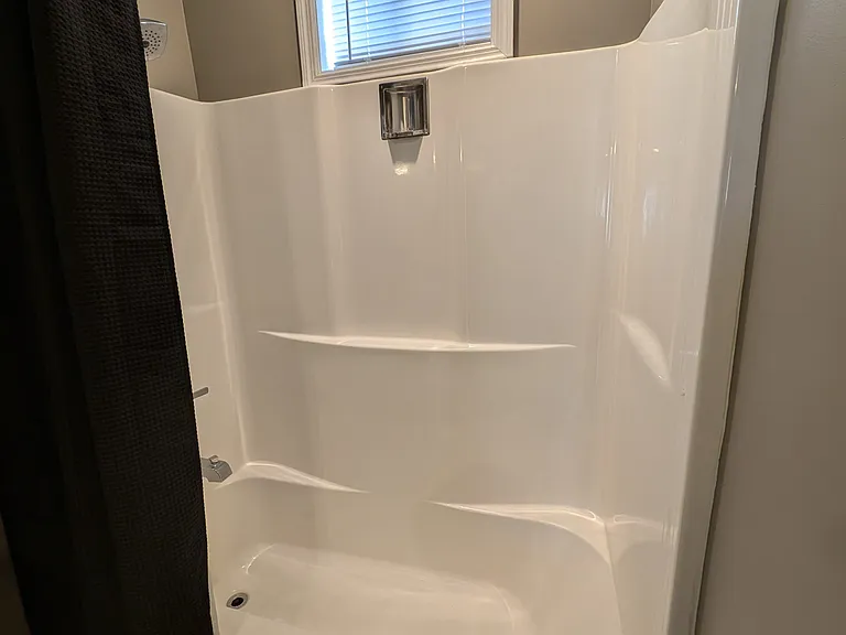 Main Floor Bathroom Bathtub