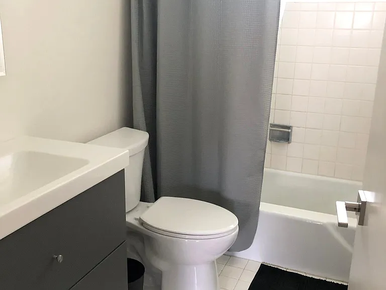 3440 J St #3 — Photo 6
