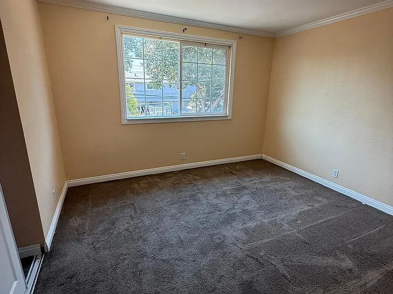 Monterey Way — Photo 25
