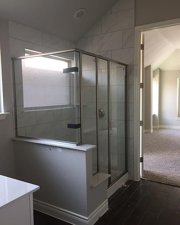 2nd image of 306 Summer Pointe Dr