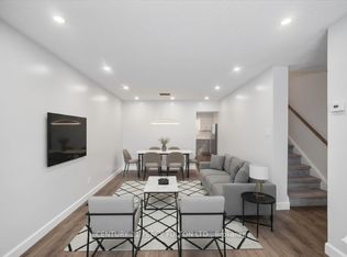 279 Vancouver Cres, Oshawa, ON L1J5X8