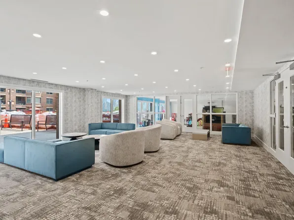 20 Avenue At Port Imperial image 30 of 45