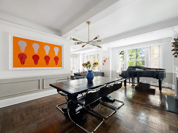 1065 Lexington Avenue image 1 of 20