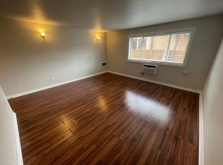 515 S Milwaukee Ave #517-7, Wheeling, IL 60090