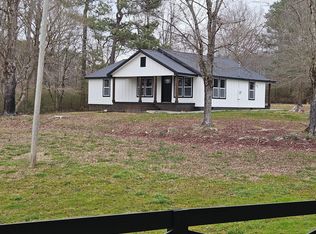 595 Kemp Rd, La Fayette, GA 30728