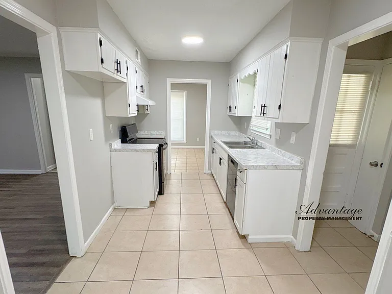 4092 Twilight Ave — Photo 10