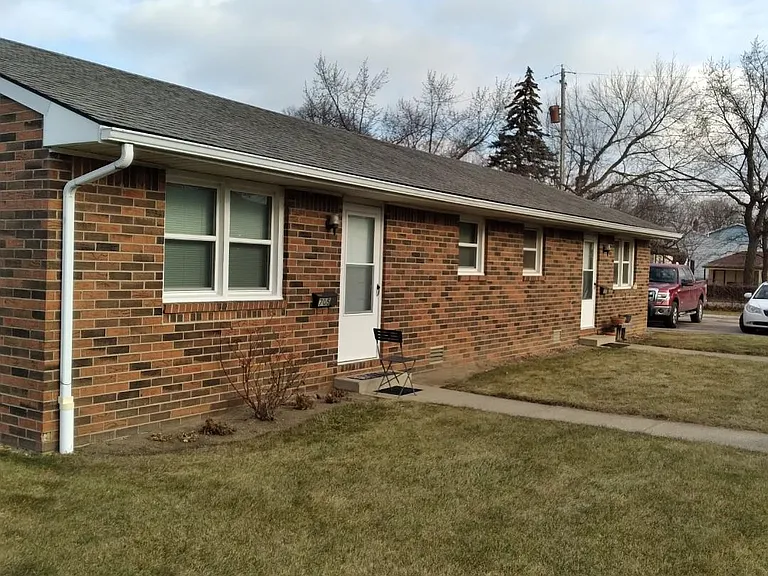 707 W Boundary St — Photo 1