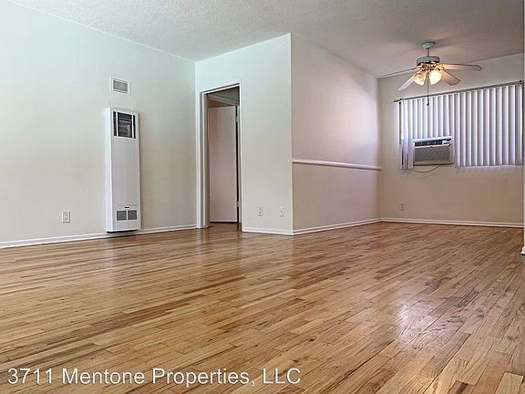 2nd image of 3711 Mentone Ave APT 16