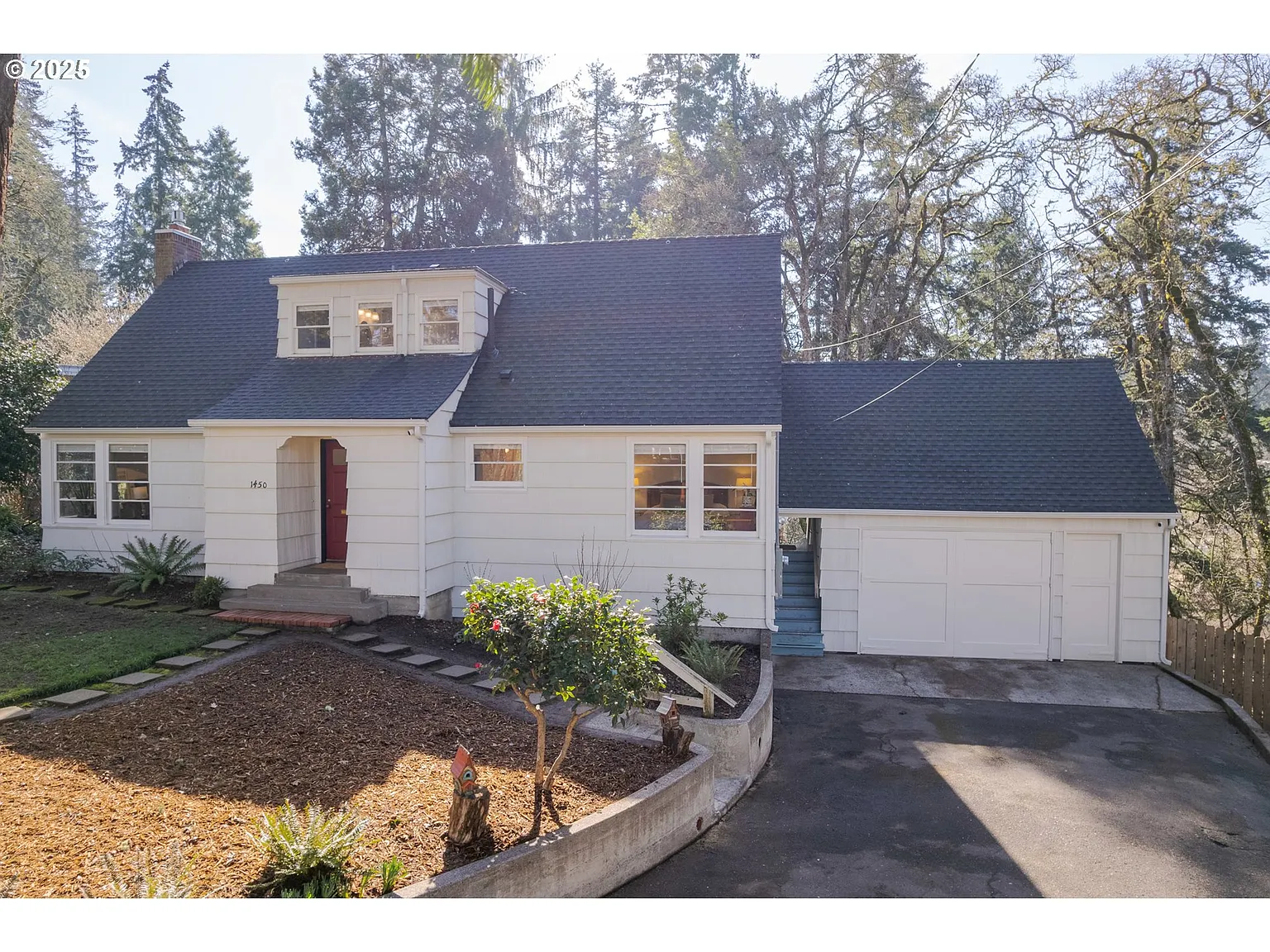 1450 E 27th Ave photo 1