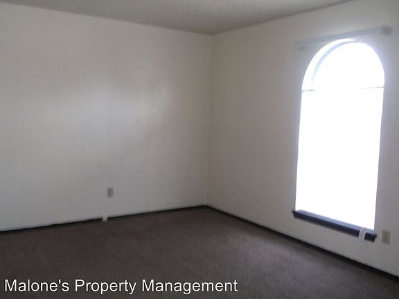 2nd image of 2274 Donna Dr