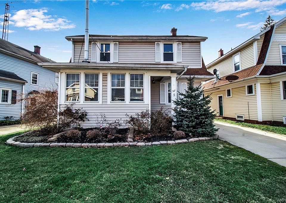 1st image of 57 Elmwood Park W
