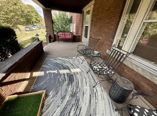 909 11th Ave, Huntington, WV 25701