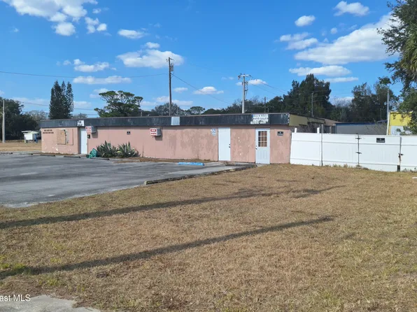 910 Tropic St, Titusville, FL 32796