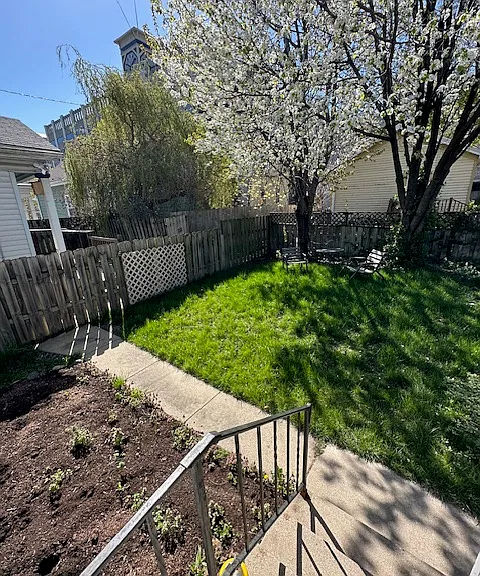 310 W Scott St #A — Photo 43