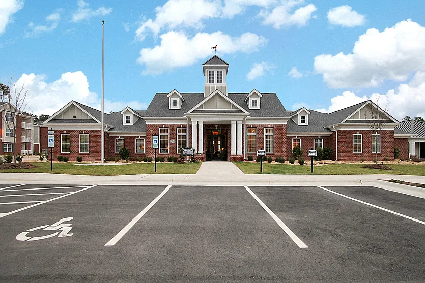 Building Photo 2