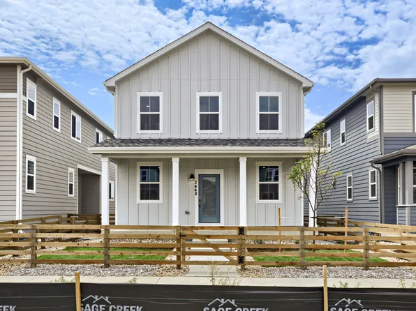 2448 Heyworth Ln, Fort Collins, CO 80524