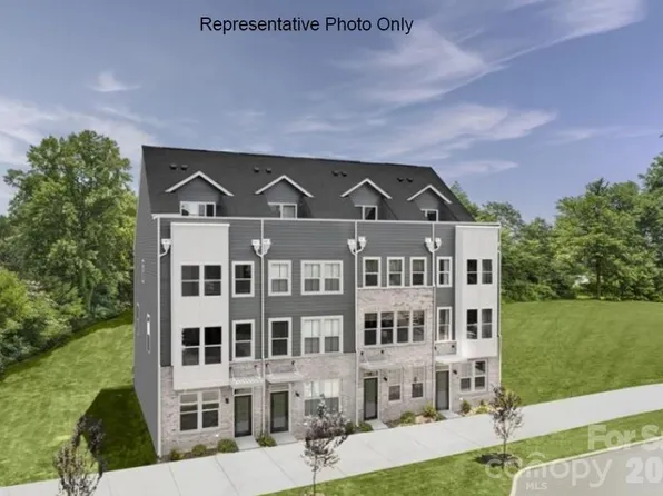 1020 Bella Grove Ln, Charlotte, NC 28262