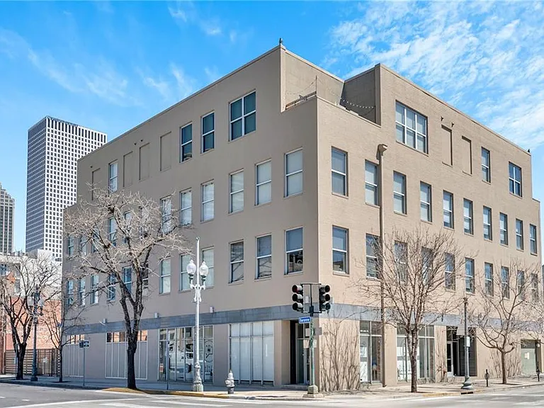835 Julia St #4 — Photo 1