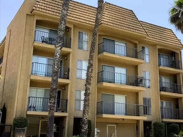 1932 Elm Square Apartments, 3516 Elm Ave #206, Long Beach, CA 90807
