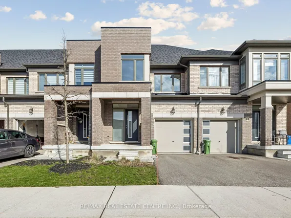 166 Deerpath Dr #52, Guelph, ON N1K 0E2