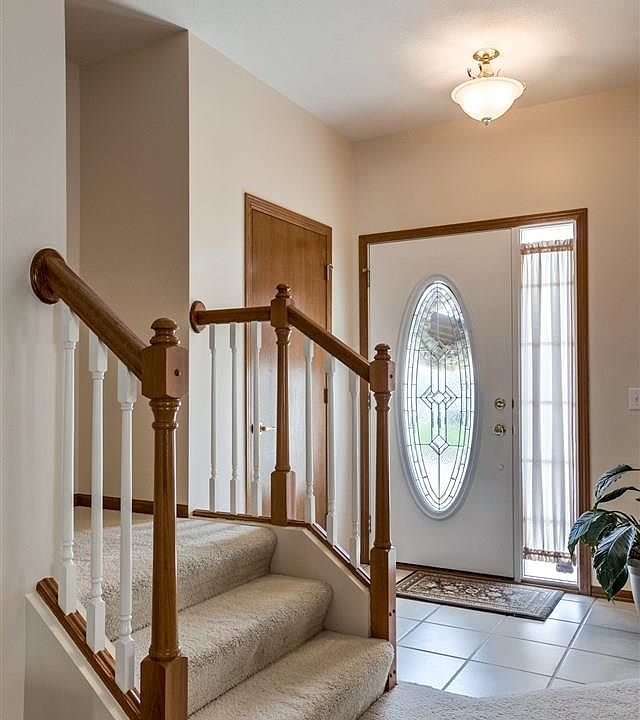 2007 Walnut Creek Dr, Papillion, NE 68046 Zillow