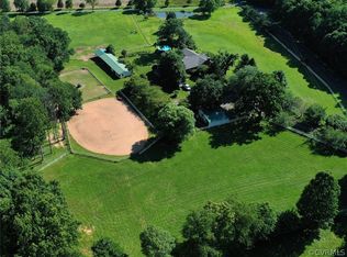 8793 Green Rd, Warrenton, VA 20187