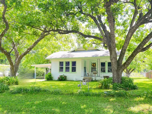610 NW Front St, Vivian, LA 71082
