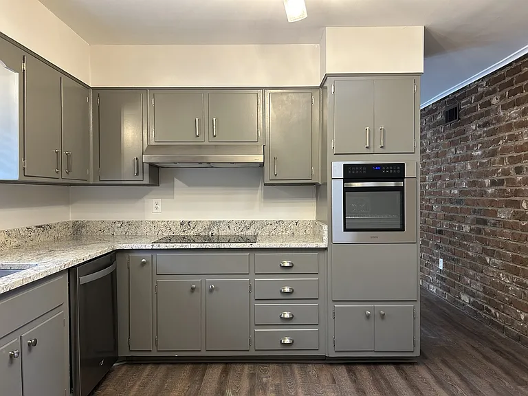 609 Windsor Rd — Photo 9