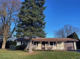 233 Maple Dr, Oneida, NY 13421