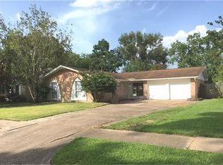 8022 Coolgrove Dr, Houston, TX 77049