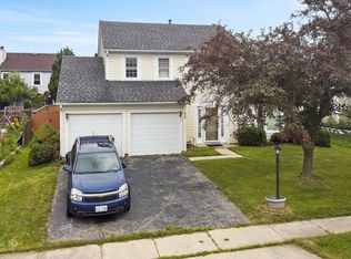 52 Jackson Ln, Streamwood, IL 60107