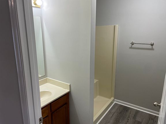 3rd image of 428 Sara Leigh Dr #1