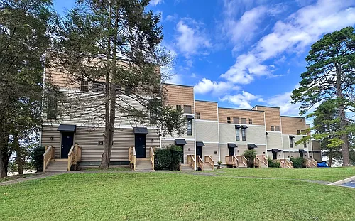 The Hammond Apartments Photo 1