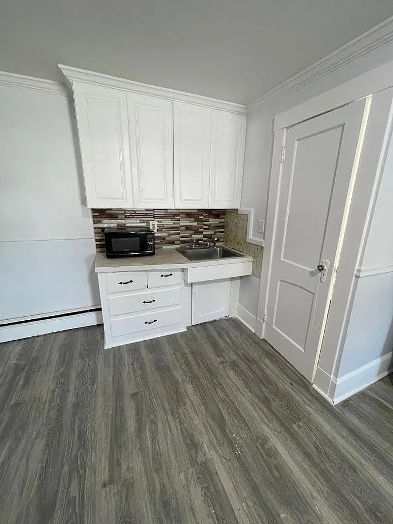 23 Green St — Photo 4