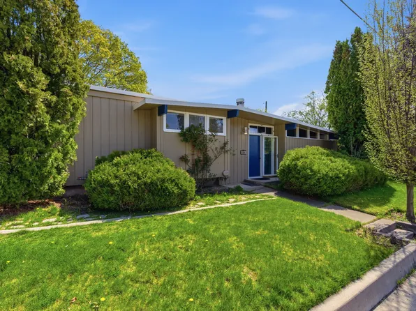 1503 S University Rd, Spokane, WA 99206