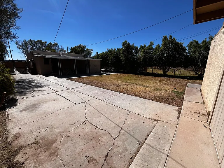 1270 W Brighton Ave — Photo 21