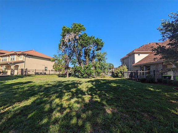 4th image of 147 Palm Blvd
