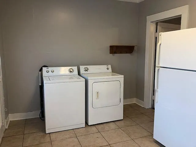 406 S Jefferson St — Photo 23