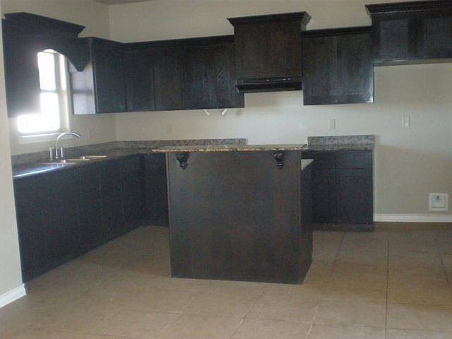 2nd image of 5506 Marble Falls St