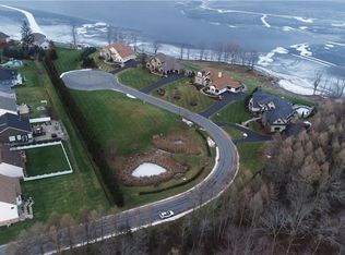 9475 Bluff Cir, Brewerton, NY 13029