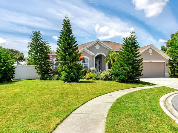7825 Burnet Ln, New Port Richey, FL 34654