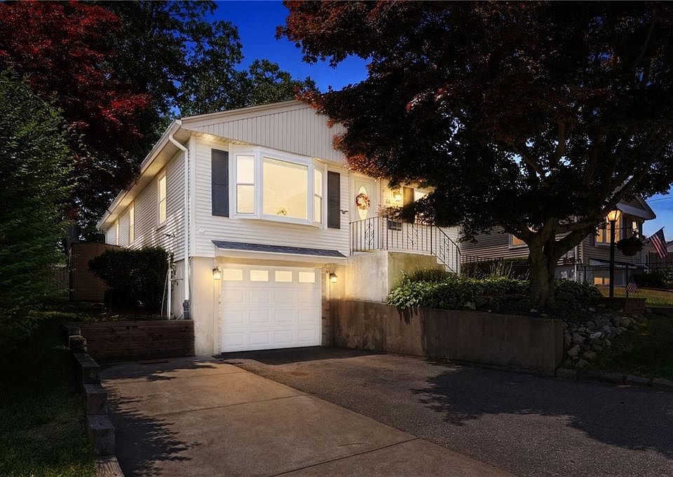 1st image of 68 Brookside Ave