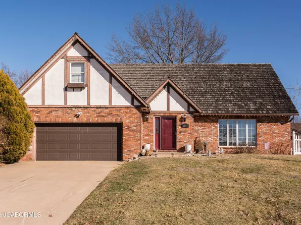 1007 Jason Rd, Jefferson City, MO 65109