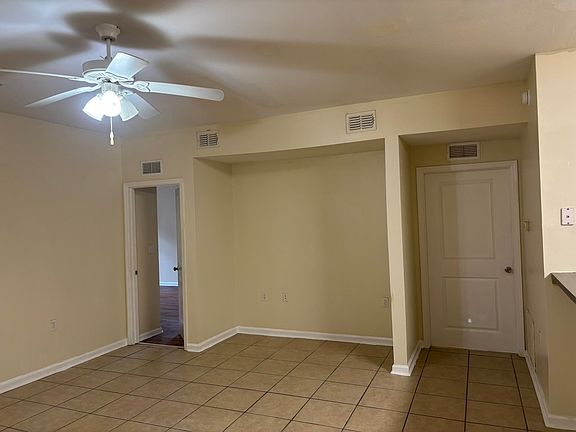 5th image of 500 McKeithan St APT 121