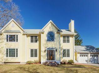 70 Monsen Rd, Concord, MA 01742