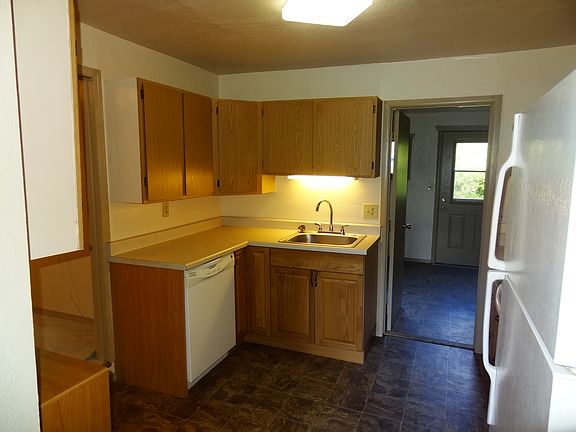 5th image of 17400 Alder Way