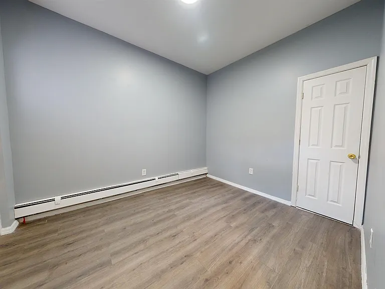 363 Forrest St #1 — Photo 10