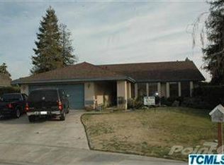 2711 W Hemlock Ct, Visalia, CA 93277