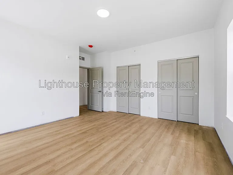 Riverbend Flats Apartments — Photo 91