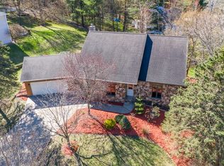 1607 Maple Hill Rd, Wausau, WI 54403